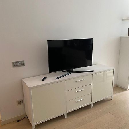 Lovely Apartment In The New Porta Nuova Area Mediolan Zewnętrze zdjęcie